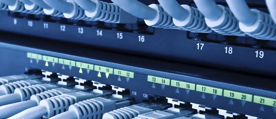 Structured network cabling patch panel